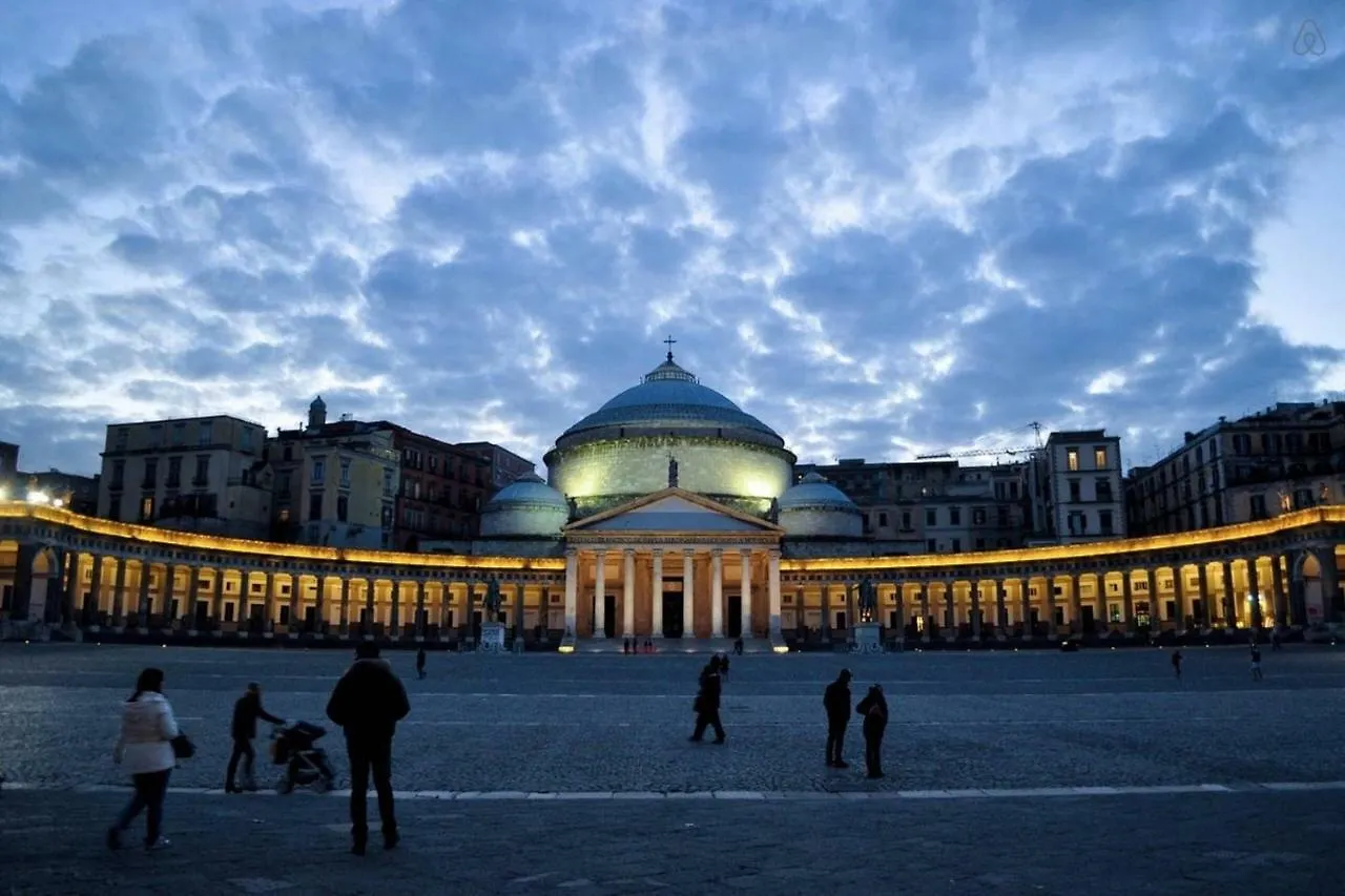 Holiday home Donnare Casavacanza - Historic Center Of Naples