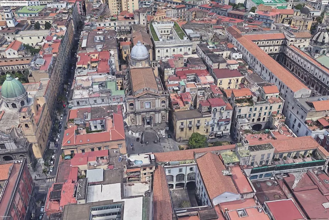 Holiday home Donnare Casavacanza - Historic Center Of Naples Italy