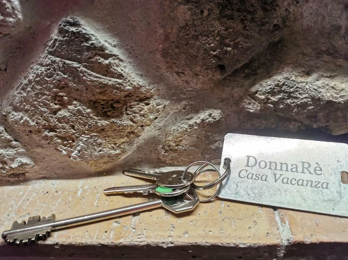 Donnare Casavacanza - Historic Center Of Naples Holiday home